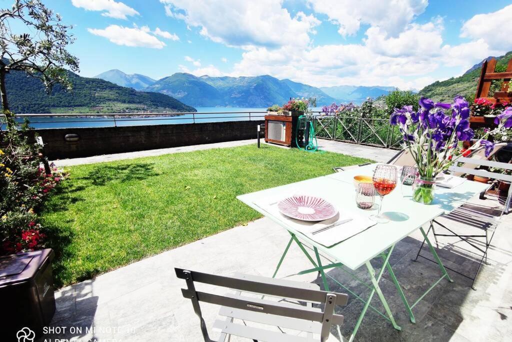 Gioiello Sul Lago D'Iseo Sale Marasino Ngoại thất bức ảnh