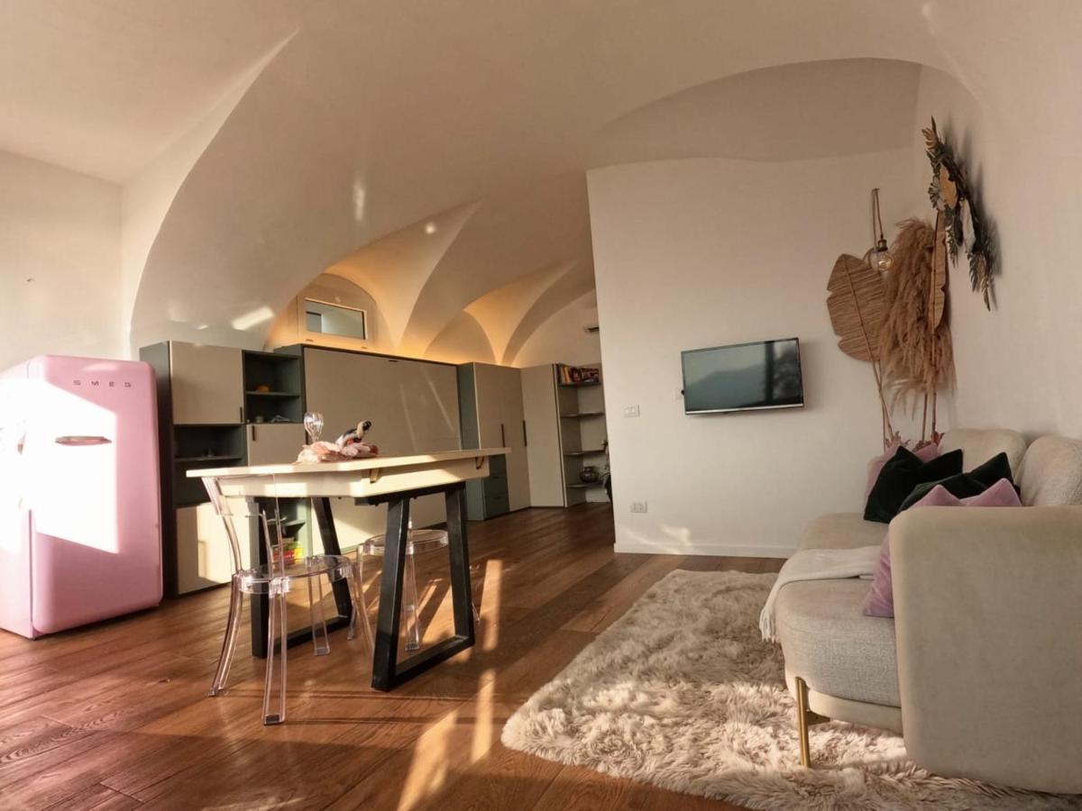 Gioiello Sul Lago D'Iseo Sale Marasino Ngoại thất bức ảnh